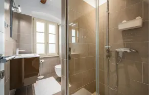 Awesome home in Koromacno - Image 4