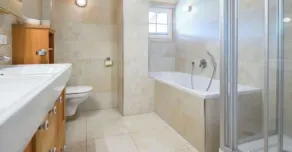 Luxury chalet in a quiet location near ski slopes and swimming lake/beach Zell am See - Image 3