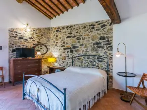 Smuk lejlighed for 12 gæster med WIFI, klimaanlæg, privat pool, TV, gårdhave og kæledyr tilladt - Image 3