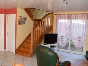 Una casa para 5a6 personas en un nivel en terrenos cerrados - Image 2