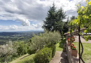 Villa in Torreone with 4 bedrooms sleeps 10 - Image 5
