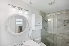 Waterfront Retreat with pool in Vero Beach - Image 3