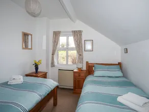 Cae Person, LLANGOED - Image 5