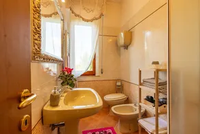 Appartamento per vacanze \"Casa Vacanze Mongili\" con piscina privata, balcone e Wi-Fi - Image 3