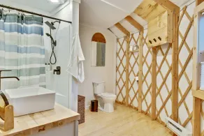 Serene Modern Yurt w/ Wi-fi, Hot Tub and Mountain Views - Image 3