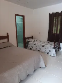 Beautiful and comfortable property, with preserved nature, swimming pool and fishing lake. - Image 5