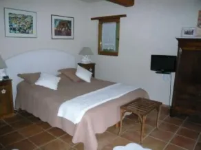 Maison de caractère, piscine, sauna, environnement calme - Image 3