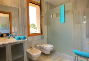 Marquesa - Four Bedroom Villa, Sleeps 8 - Image 3