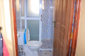 Luxury 3 bedroom Apartment, super close to Thika Super Highway - Image 3