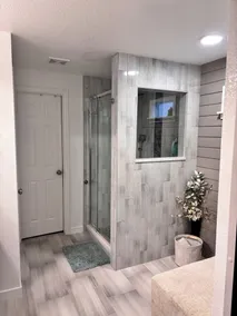 Family friendly home in quiet neighborhood. - Image 4