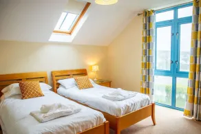 The perfect place to relax with family or friends! - Image 5