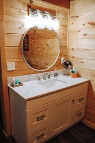 Log Home Sanctuary - Image 4