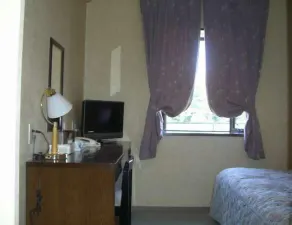 Business Hotel Central (Chiba) - Image 4