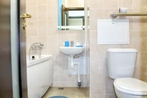 East Time Hotel - Image 4