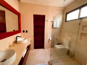 PENTHOUSE WITH PRIVATE POOL & SOLARIUM - Image 2