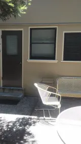 Chambre privée, entrée privée dans un cadre de séquoia - Image 4