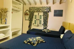 6 Bed House Sleeps 12 - Pool Hot Tub Fireplace - Image 5
