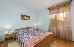 Ferienhaus Zora with Whirlpool - Image 4