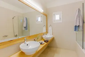 Villa Elounda - Eight Bedroom Villa, Sleeps 17 - Image 2
