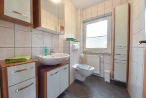 Island nest vacation home - with 5 bedrooms for up to 10 people - Image 3