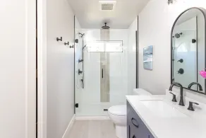 Beautiful new home, short stroll to the ocean. - Image 4