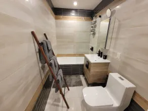 Cozy 1 bedroom in the Heart of Brooklyn! - Image 3