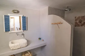 Ailouros guest house - Image 4