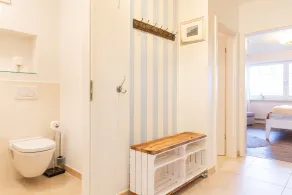 Comfortable and luxurious apartment with a great sea view and located directly i - Image 3