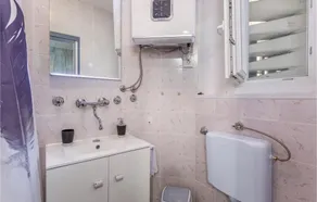 Superbe appartement de 2 chambres à Malinska - Image 3