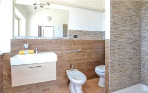Nice home in Ficarazzi with private swimming pool, can be inside or outside - Image 3