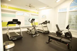 Luxury vibe in the heart of Chattanooga with pool & full coffee bar - Image 3