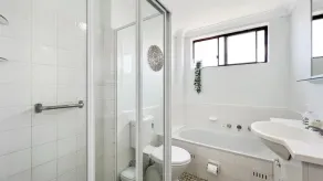 Tuncurry Treasure, Central Location - Image 2