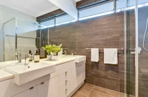 Modern Living in Great Location - Casa Kosma - Image 2