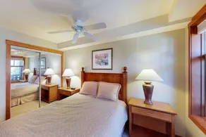 2307- Two Bedroom + Den Deluxe Eagle Springs East by RedAwning - Image 5
