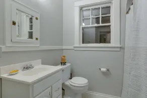 3BR 2BA Dynamite Cooper Young Craftsman 2 blocks from Cooper Young intersection! - Image 4