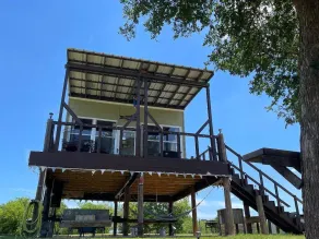 Romantic Waterfront Cabin on the River near Possum Kingdom Lake - Image 5