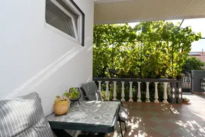 Studio flat with terrace Bibinje, Zadar (AS-18066-b) - Image 5