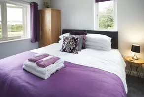 Two bedroomed property situation in a beautiful secluded location with patio area overlooking fields - Image 4