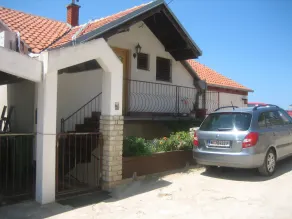 Appartement de luxe avec vue panoramique sur la mer à Tisno, à seulement 100 pas de la mer - Image 3