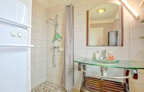 2 Bedroom Beach Front Home In Créances - Image 2