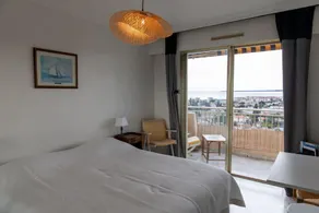 Lovely 48 m2 appt with sea view and swimming pool - Image 4