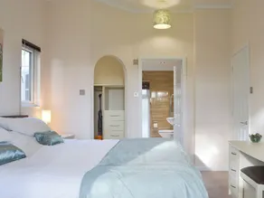 2 bedroom accommodation in Clatworthy, near Williton - Image 5