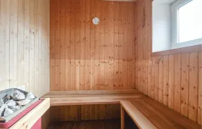 Gorgeous home in Lintrup with sauna - Image 5