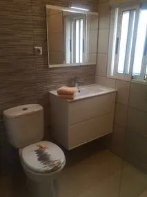 Fritliggende 3 soveværelser 2 badeværelser villa med stor privat swimmingpool - Image 3