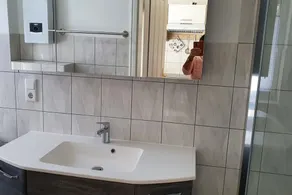 Apartment 'Ferienwohnung Eg Links - Lychen' with Lake View, Shared Terrace and Wi-Fi - Image 2