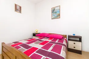 Apartments Stjepan (32411-A2) - Lokva Rogoznica - Image 4