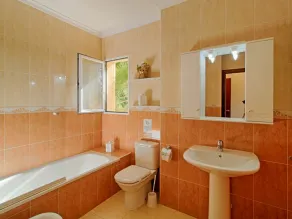 Beautiful private villa for 9 people with private pool, A/C, WIFI, TV, terrace and pets allowed - Image 4