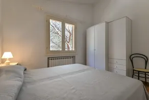 Holiday Apartment 'La Spiga' with Terrace, Shared Garden and Wi-Fi - Image 4