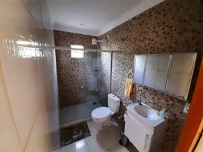 5-BEDROOM HOUSE WITH A SWIMMING POOL - Image 2