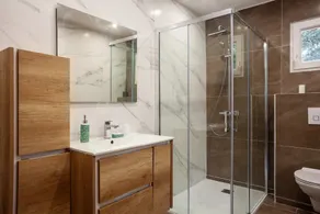 Apartamento \"Les Salons du Bastier 3\" com piscina partilhada e Wi-Fi - Image 2